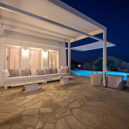 Aparthotel Mykonos Teatro And Plintri