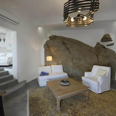 Mykonos Teatro And Aparthotel Plintri